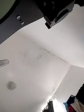 Yara0k online show from 09-12-25, 11:21