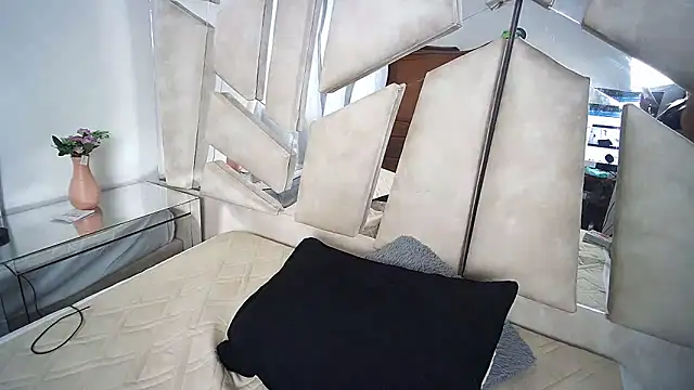 Natalyefoster online show from 01-29-25, 10:11