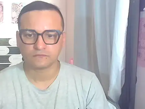 Snapshot of ClarkGiven chatting on 05-23-26, 03:16 ClarkGiven online show from 05-23-26, 03:16