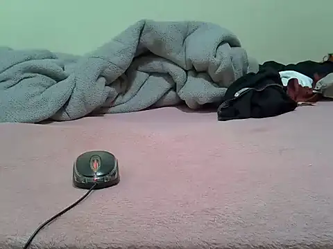 prettyviel online show from 09-15-25, 10:26