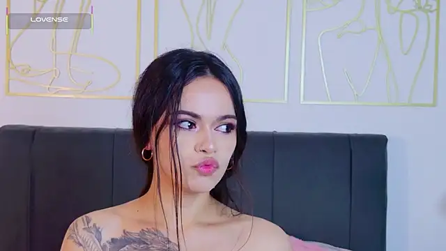 summer holiday online show from 04-05-26, 06:10