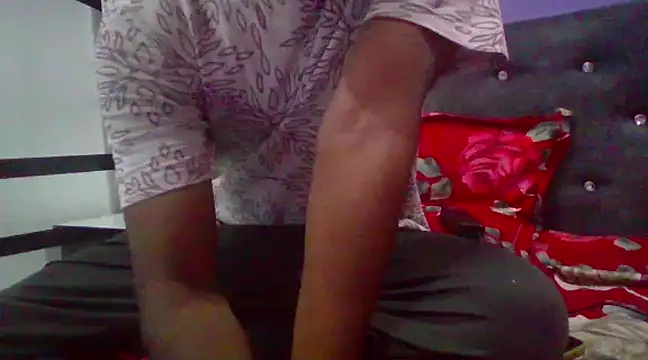 Snapshot of telugumoddahyd chatting on 02-13-25, 12:21 telugumoddahyd online show from 02-13-25, 12:21