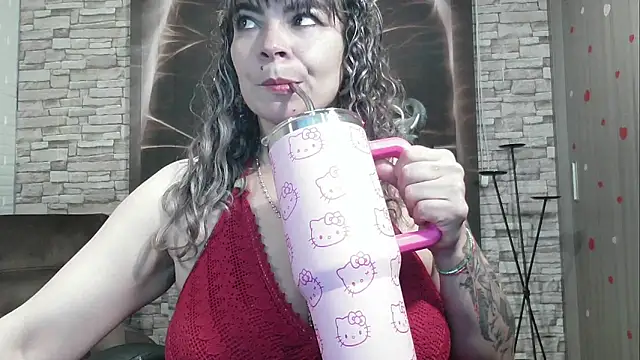 charlotedoll online show from 01-25-25, 09:57