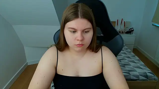 Snapshot of AbbyPleasure chatting on 06-11-26, 04:38 AbbyPleasure online show from 06-11-26, 04:38