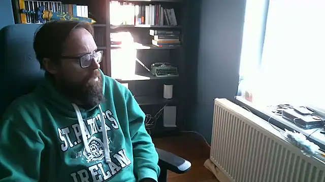 Snapshot of MeSteff chatting on 02-16-25, 02:43 MeSteff online show from 02-16-25, 02:43