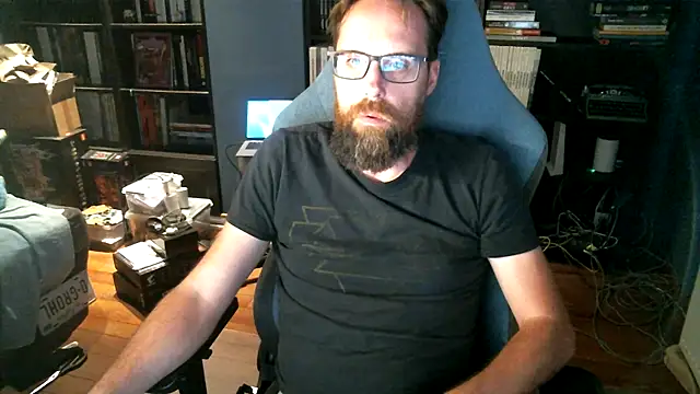 Snapshot of MeSteff chatting on 09-10-25, 06:41 MeSteff online show from 09-10-25, 06:41