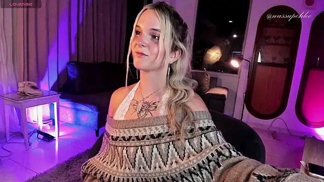 misschloe   online show from 01-26-25, 03:38