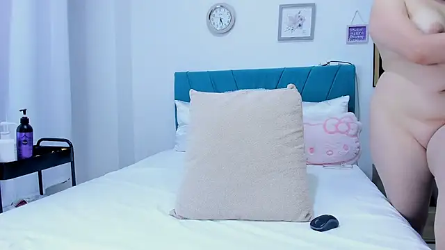 kamila lopez online show from 04-21-26, 08:55