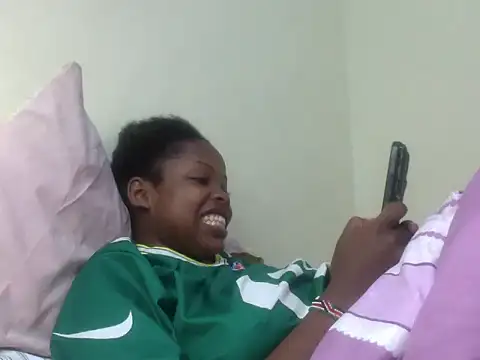 queen-sasha online show from 11-17-25, 07:08