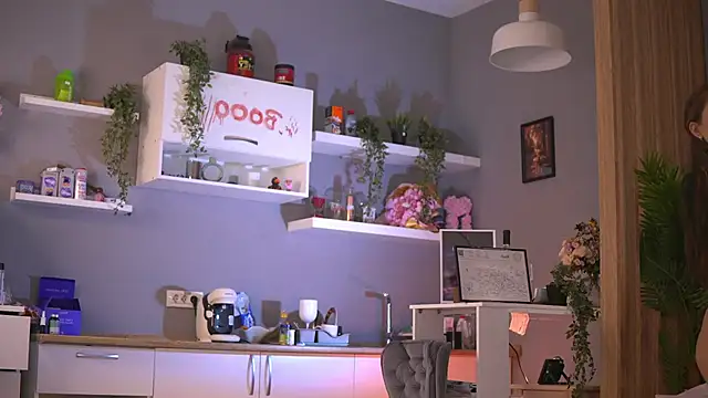 Snapshot of ButterflyLeah chatting on 01-10-26, 02:35 ButterflyLeah online show from 01-10-26, 02:35