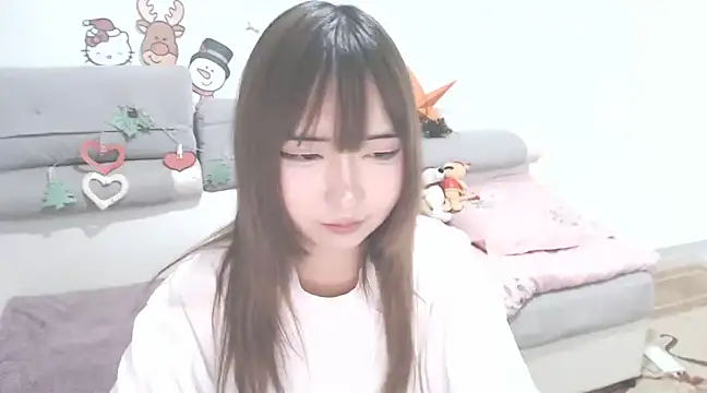 Snapshot of your_angela chatting on 12-04-24, 11:30 your angela online show from 12-04-24, 11:30