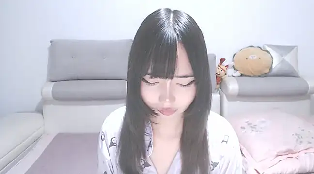 Snapshot of your_angela chatting on 02-20-25, 12:36 your angela online show from 02-20-25, 12:36