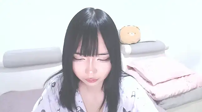 Snapshot of your_angela chatting on 03-14-25, 12:29 your angela online show from 03-14-25, 12:29