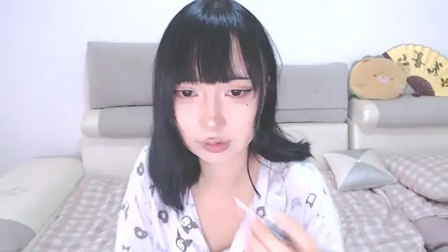 Snapshot of your_angela chatting on 09-22-25, 07:32 your angela online show from 09-22-25, 07:32