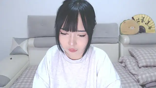 Snapshot of your_angela chatting on 09-24-25, 08:17 your angela online show from 09-24-25, 08:17