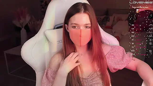 Frau Lina online show from 12-17-24, 05:36