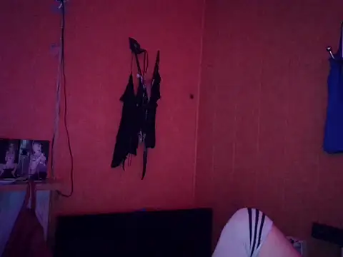 Lia Y PatrickX online show from 01-29-25, 02:30