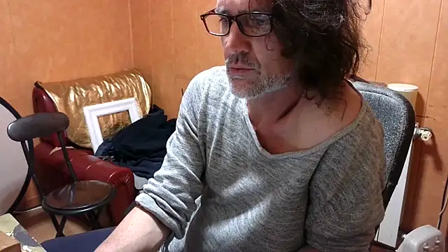 Lia Y PatrickX online show from 11-11-25, 02:22