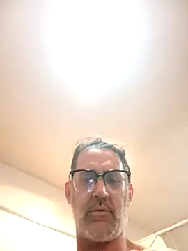 Lia Y PatrickX online show from 04-25-26, 01:30