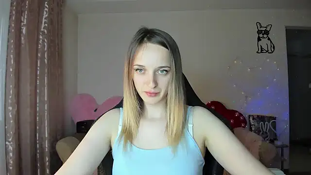 Snapshot of RouseReed chatting on 05-08-26, 12:21 RouseReed online show from 05-08-26, 12:21