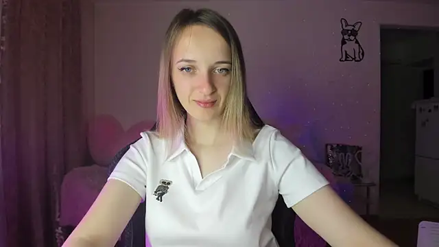 Snapshot of RouseReed chatting on 05-25-26, 04:51 RouseReed online show from 05-25-26, 04:51