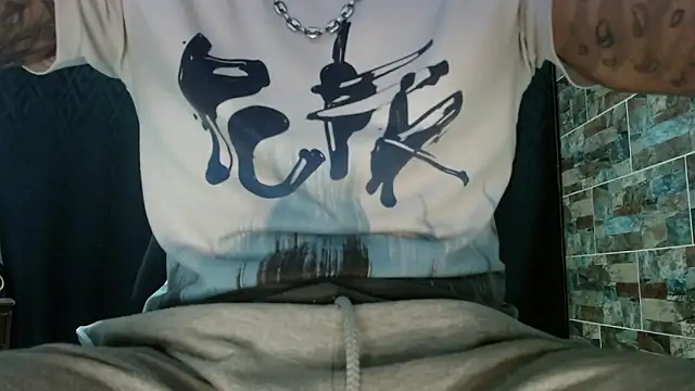 Snapshot of babyrecord1 chatting on 02-07-25, 04:14 babyrecord1 online show from 02-07-25, 04:14