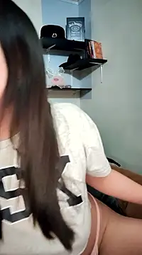 Snapshot of Paudelatorre chatting on 12-02-24, 02:42 Paudelatorre online show from 12-02-24, 02:42