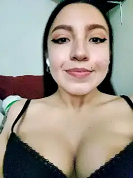 Snapshot of Paudelatorre chatting on 01-25-25, 02:58 Paudelatorre online show from 01-25-25, 02:58