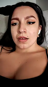 Snapshot of Paudelatorre chatting on 02-07-25, 07:38 Paudelatorre online show from 02-07-25, 07:38