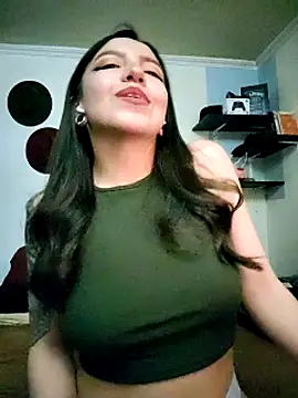 Snapshot of Paudelatorre chatting on 03-18-25, 01:32 Paudelatorre online show from 03-18-25, 01:32