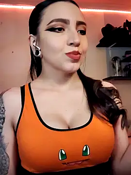 Snapshot of Paudelatorre chatting on 09-12-25, 02:33 Paudelatorre online show from 09-12-25, 02:33
