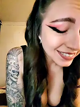 Paudelatorre online show from 11-22-25, 02:54