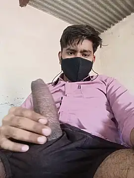 Snapshot of Pussy_lover_33 chatting on 03-21-26, 03:55 Pussy lover 33 online show from 03-21-26, 03:55