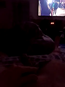 Snapshot of vadszex31 chatting on 01-10-25, 10:15 vadszex31 online show from 01-10-25, 10:15