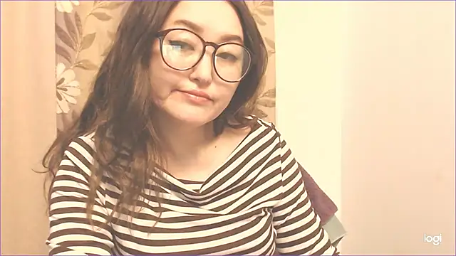 Snapshot of hrnyteacher chatting on 01-16-25, 08:57 hrnyteacher online show from 01-16-25, 08:57