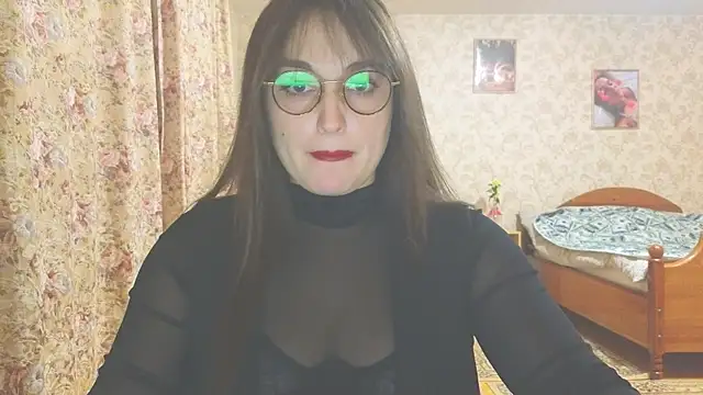 me lissa sun13 online show from 11-24-25, 01:44