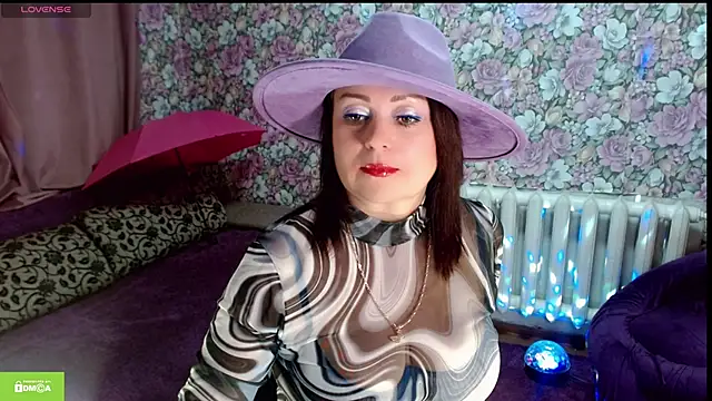 Snapshot of Julia-ru chatting on 06-07-26, 09:40 Julia-ru online show from 06-07-26, 09:40