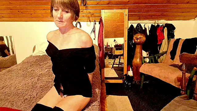 Hot Colettte online show from 02-27-25, 12:21