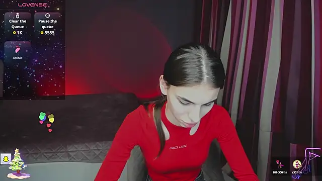 Snapshot of EmmyGreans chatting on 12-11-24, 12:44 EmmyGreans online show from 12-11-24, 12:44