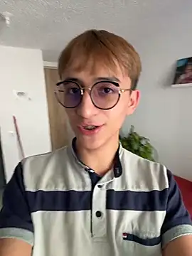 Mr evan1 online show from 11-21-25, 03:54