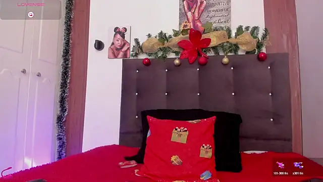 Reina Love2 online show from 11-29-25, 01:14