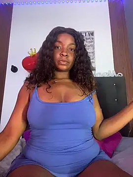 Reina Love2 online show from 05-22-26, 07:19