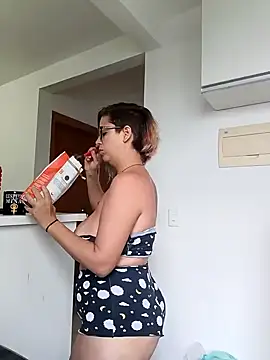 Escarlate4you  online show from 12-05-24, 09:17