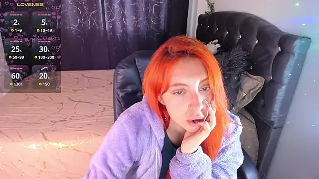 Violetaarey online show from 04-20-26, 09:49