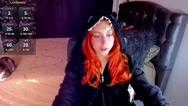 Violetaarey online show from 04-22-26, 02:14