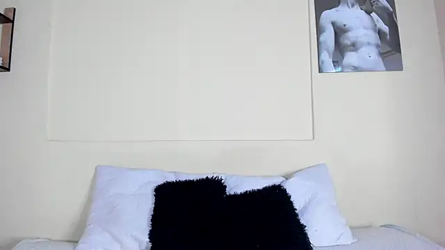 Snapshot of MagnusKing_ chatting on 06-11-26, 03:37 MagnusKing online show from 06-11-26, 03:37