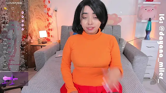 Snapshot of _dayana_miler chatting on 01-18-25, 03:53 dayana miler online show from 01-18-25, 03:53