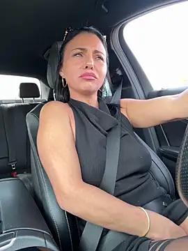 KimKelly13 online show from 04-17-26, 06:49