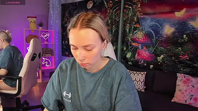 TiffanyBatson online show from 02-11-25, 05:05