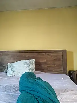 AntoniaHottie online show from 04-15-26, 07:26